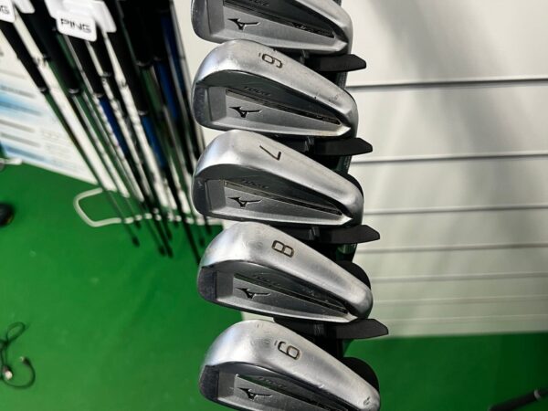 Mizuno Jpx 921 Tour raudat 4-Pw